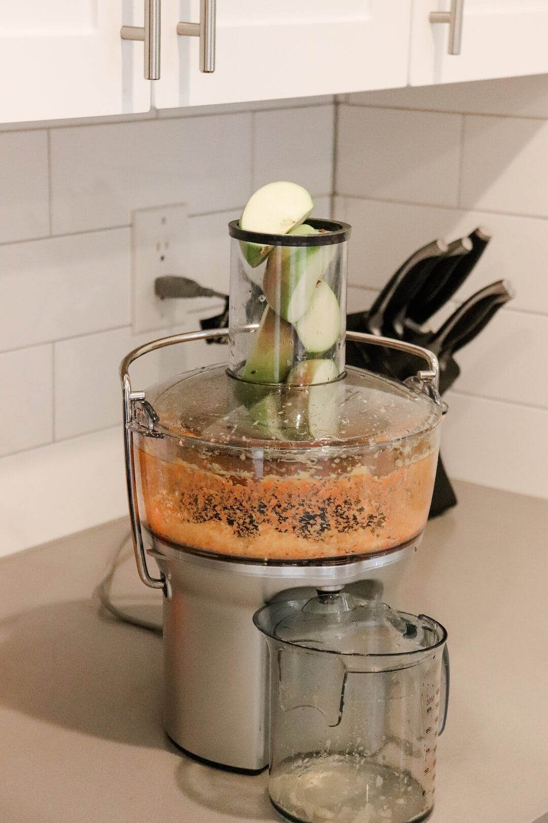 Glow Boosting Apple Carrot Juice Recipe