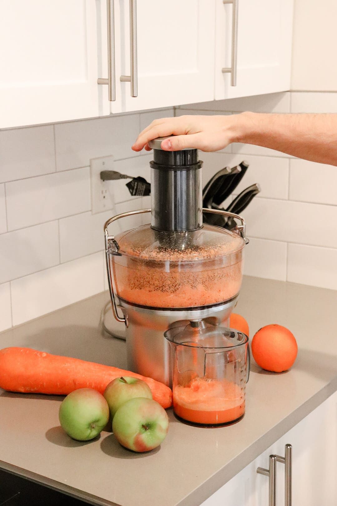 Glow Boosting Apple Carrot Juice Recipe